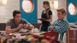 Mako Mermaids | Zac Eats Prawns For Breakfast