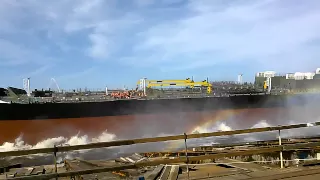 Barge launch 53015
