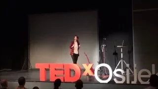 Život pjesme | Sara Renar | TEDxOsijek