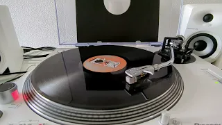 Skymaster – Disco Trippin (Vinyl Video) #classichouse