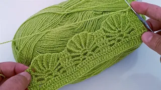 I fell in love with this stitch! Simple and stylish crochet lace top pattern