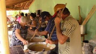 MUITO DOCE E PROSA BOA COM O PESSOAL DO JACARANDÁ EM CACHOEIRA DE MINAS