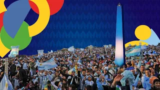 Argentinians celebrate in the Obelisco of Buenos Aires