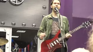 Paul Gilbert - Two Types of Guitarists