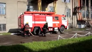 Як гасили пожежу на швейній фабриці у Володимирі-Волинському