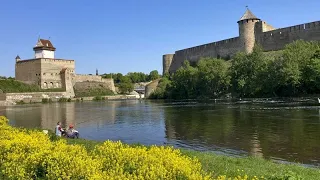 La Russia rimuove le boe di confine sul fiume Narva, scontro con l'Estonia