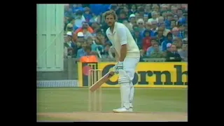 IAN BOTHAM 118 ENGLAND v AUSTRALIA 5th TEST MATCH DAY 3 OLD TRAFFORD AUGUST 15 1981