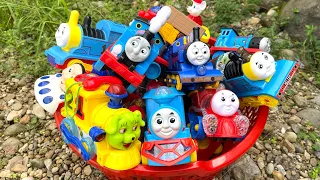 Mencari Mainan Kereta Api Thomas Friends And Friends, Bubble Train, Happy Train, Cute Train