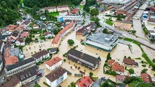 Города и села ушли под воду, двое человек погибло. Масштабный потоп обрушился на Словению