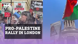 Thousands march in London in solidarity with Palestine