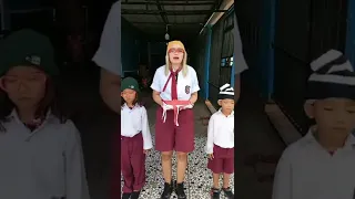 Vidio kocak dn gokil tiktok @nyaikembang1nyaikembang1 si Fahri jadi petugas upacara😅🤣