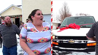 Parents of 12 Kids Cry When Surprised With Huge Family Van