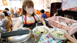 Chinese Food! Busy Chefs with Wok Skills Making Fried Rice! Close-up on Their Early Preparation