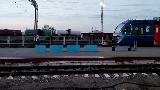 ТЭМ11А-0002(тчэ-11 Астана) с Грузовым Поездом Следует по Станции Астана