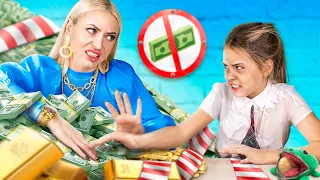 My Millionaire Mom Doesn’t Give Me Money / Rich Mom vs Poor  Daughter