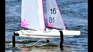 One Metre trimaran "Box-on-Steroids" foiling