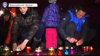 Dnipropetrovsk Honours Mariupol Massacre Victims: Recent east Ukraine shelling killed 30 civilians