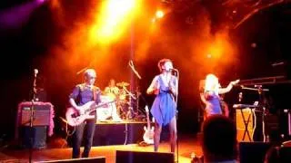 Fuzzbox - Rules and Regulations (Islington 25-05-2010).MOV