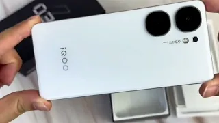 iQOO Neo 9s Pro 5G Unboxing & Camera Test | Gaming Test!