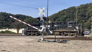 10 Track Railroad Crossing, Slow Railway Crossing Gates Preview, Unusual Railroad Crossing