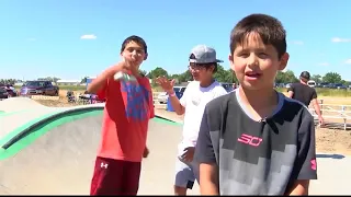 Pearl Jam's Jeff Ament helps build another Montana skate park