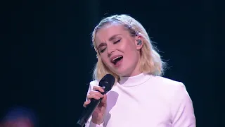 Полина Гагарина - A Million Voices (Live at Мегаспорт)