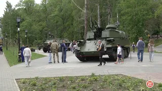 В парке Победы Ревды торжественно открыли экспозицию военной техники