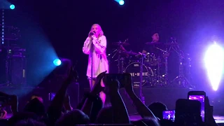 Anne-Marie "Bad Girlfriend" - Speak Your Mind Tour Auckland