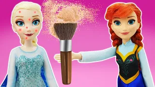 Elsa va al salone di bellezza per le bambole. Storie divertenti per bambini. Elsa e Anna in italiano