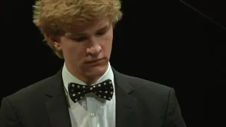 Jan Lisiecki - Chopin - 2 Nocturnes, Op 9