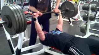 420 x 1 Bench Press