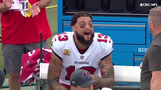 Mike Evans gives Tom Brady's 600th career TD pass to a fan (funny sequence)