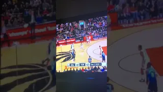 Buzzer Beater Porzingis