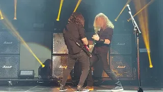 Intro + Hangar 18 - Megadeth - Paris 01.28.2020