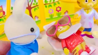 DANIEL TIGERS NEIGHBOURHOOD Toys Videos Compilation Dentist Visit Fisher Price SUV Car Ride