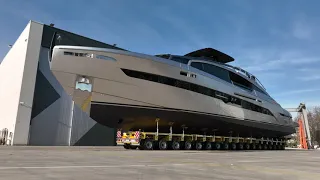 Luxury Yacht - Pershing GTX116, the first launch - Ferretti Group