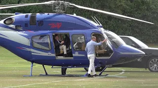 Prince William lands in a helicopter 🚁