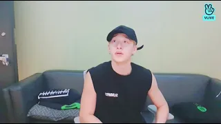 Stray Kids’ Bang Chan reacting to “Talk & Talk” by fromis_9 | Chan’s Room
