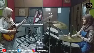 The Spirit Carries On - Dream Theater (LIVE Cover by. Jewel Box)