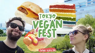 Tokyo Vegan Festival 2023! - Burgers, Hot Dogs, Rainbow Cake WOW - JAPAN VLOG 36