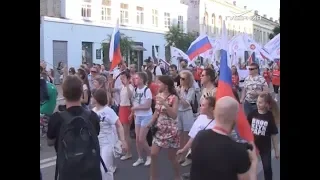В Самаре прошёл грандиозный танцевальный флешмоб в поддержку сборной России по футболу