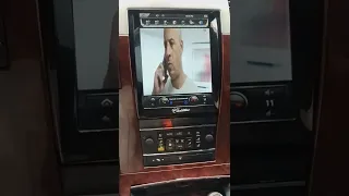 caddilac escalade Tesla radio