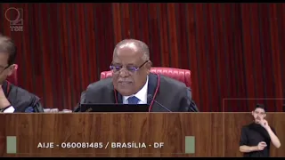 Relator do TSE, Benedito Gonçalves vota pela inelegibilidade do ex-presidente Jair Bolsonaro