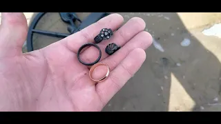 КРУТОЙ ПОДВОДНЫЙ КОП !!!!ЗОЛОТО!!!СЕРЕБРО!!!!КОПАЮ СТАРЫЙ СОВЕТСКИЙ ПЛЯЖ  С Minelab CTX 3030.