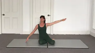 Pilates Mat - Mermaid Stretch - All Levels