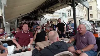 West Ham fans in Prague...🤩⚒️