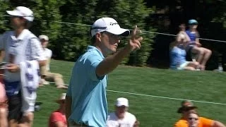 Kevin Kisner drains a 27-foot birdie putt at Wells Fargo