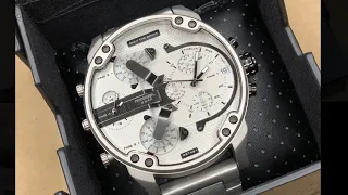 Mr. Daddy 2.0 Chronbograph Quartz Silver Dial Men's Watch DZ7421 Review