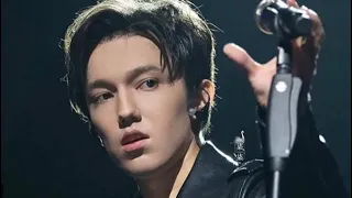 Димашу Даже микрофон не нужен! Димаш Кудайберген - Dimash Qudaibergen -Autumn strong - ARNAU tour .