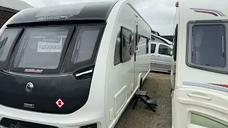 Swift Eccles 560 Island Bed Layout - Venture Vehicles Ltd